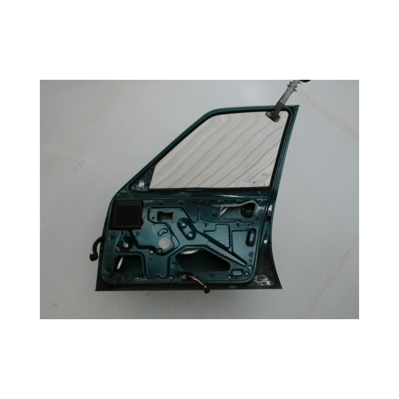 PORTE AVANT DROIT PEUGEOT 205