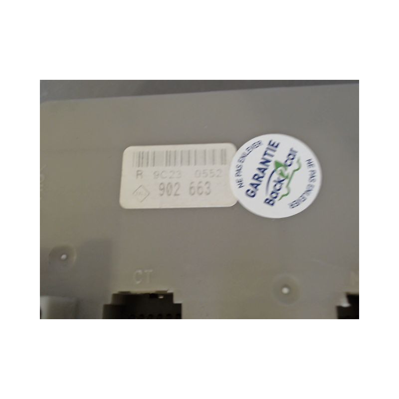 BOITE A FUSIBLES RENAULT CLIO III ESTATE 2008-