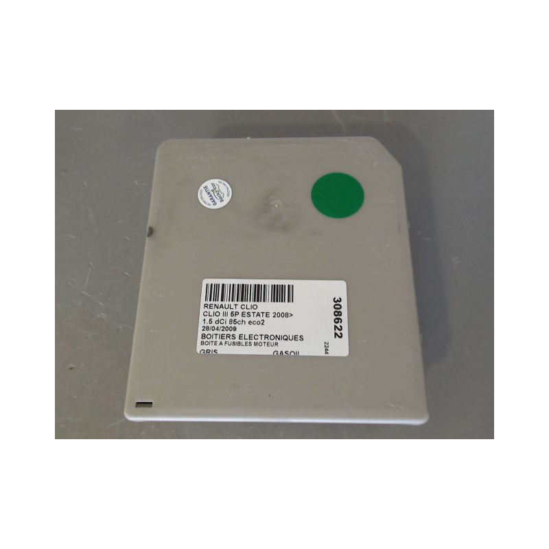 BOITE A FUSIBLES RENAULT CLIO III ESTATE 2008-