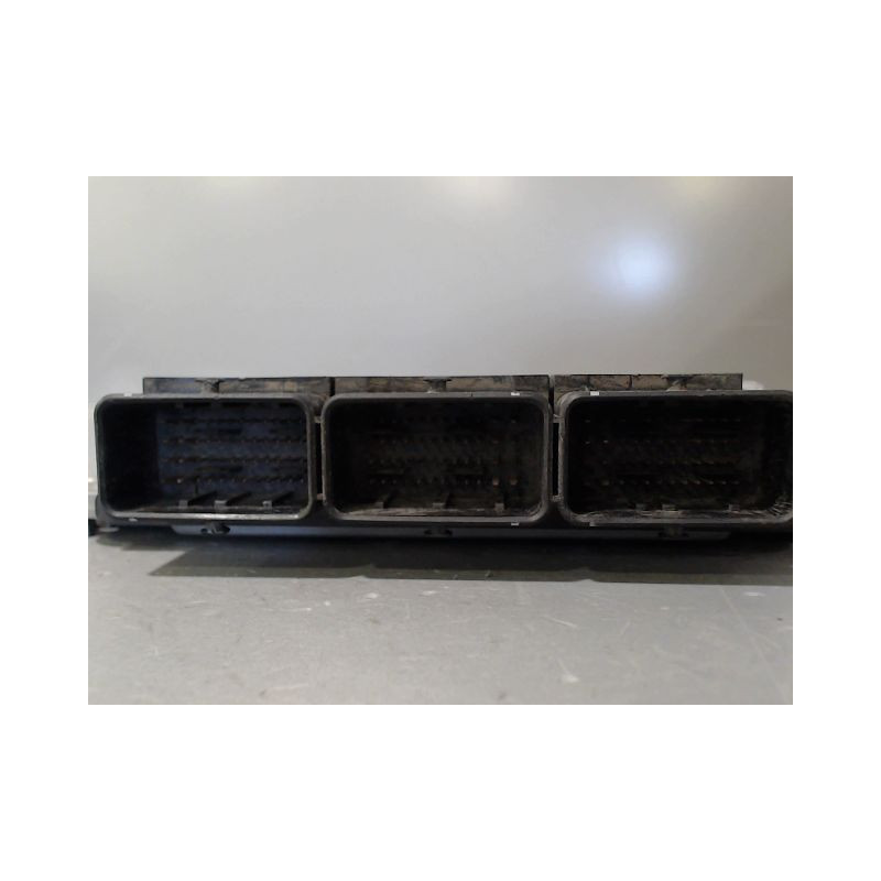 CALCULATEUR MOTEUR PEUGEOT 407