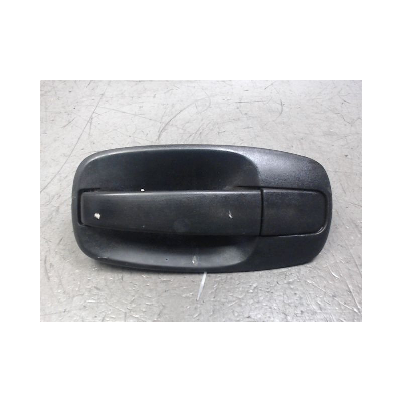 POIGNEE EXTERIEURE PORTE COULISSANTE DROIT RENAULT TRAFIC CN L1H1 1000KG 2001-