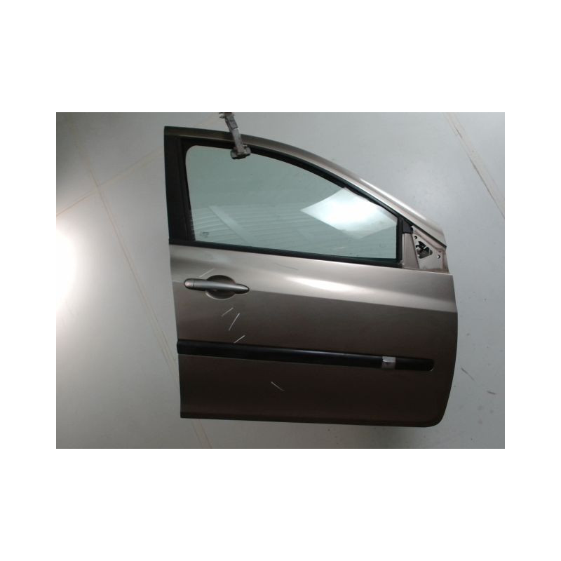 PORTE AVANT DROIT RENAULT CLIO