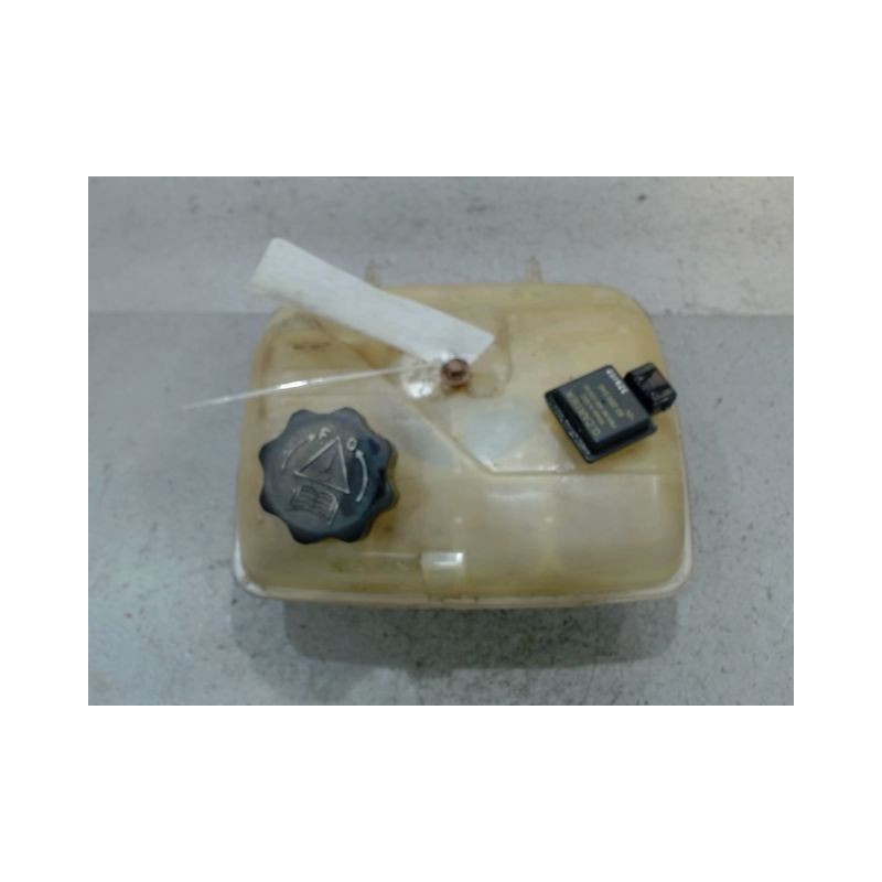 VASE EXPANSION CITROEN C8