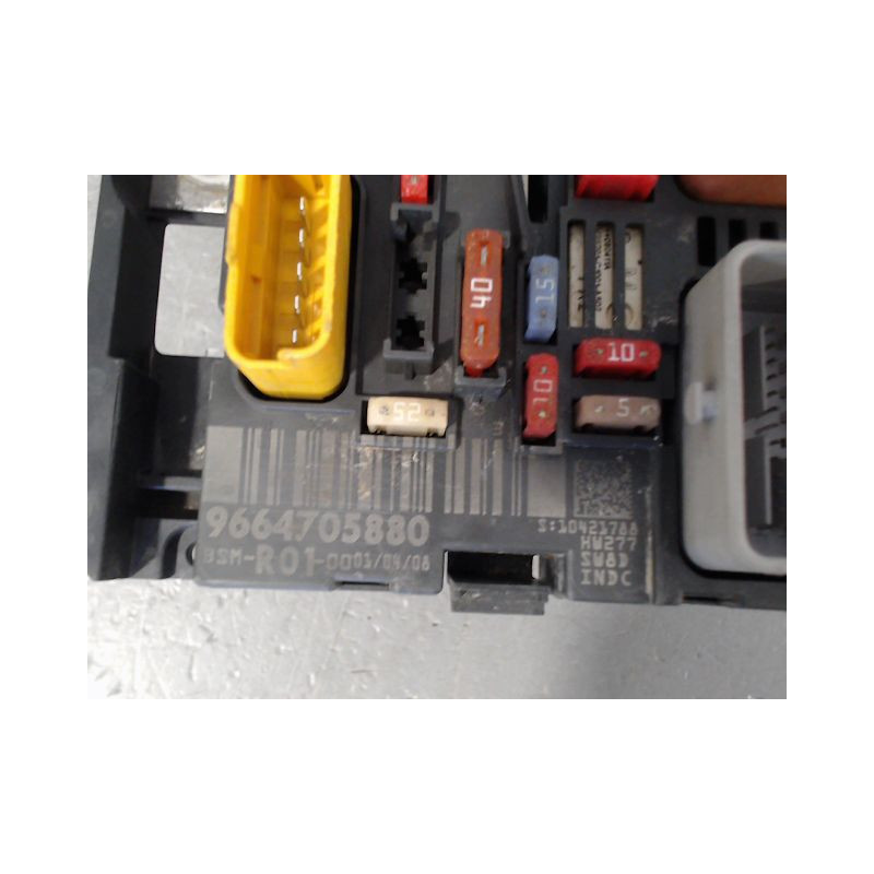 BOITE A FUSIBLES CITROEN C4 PICASSO LONG