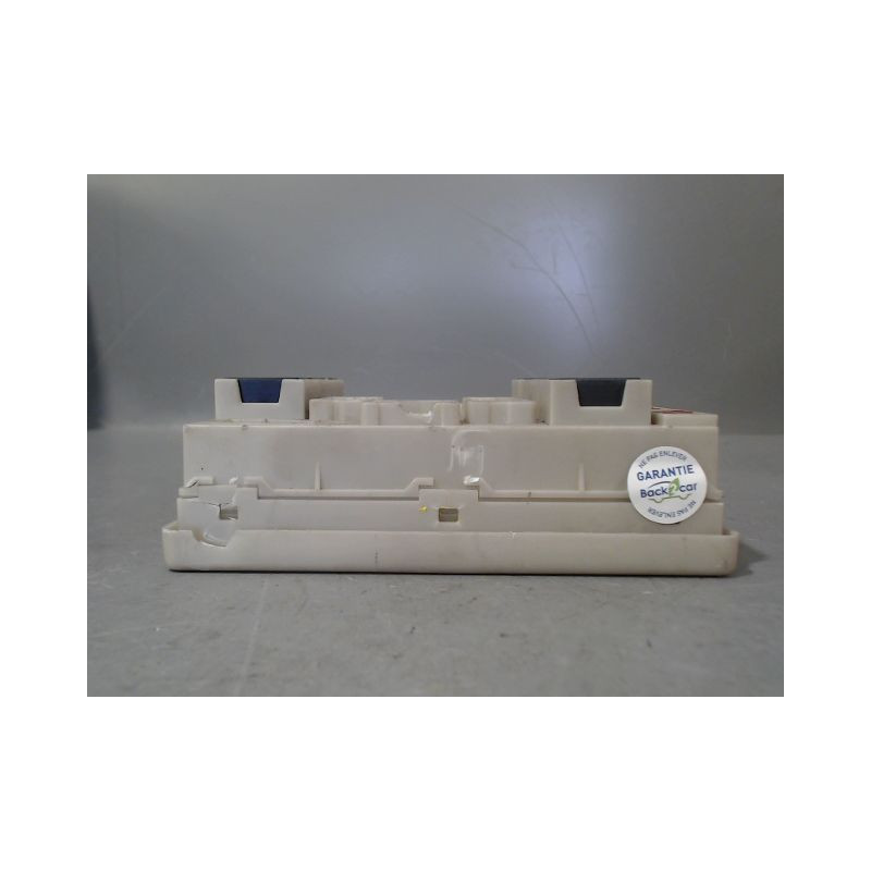 BOITE A FUSIBLES RENAULT MODUS 2004-2007