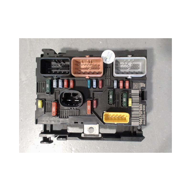 BOITE A FUSIBLES CITROEN C3 2005-
