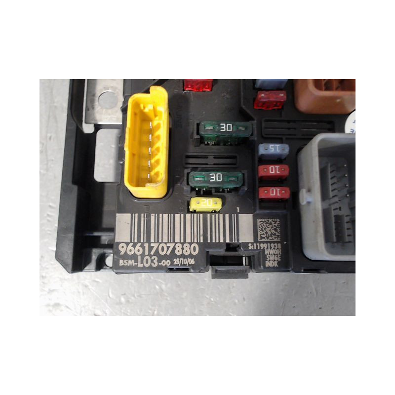 BOITE A FUSIBLES CITROEN C3 2005-