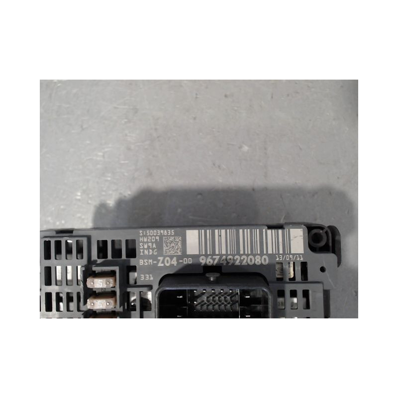 BOITE A FUSIBLES PEUGEOT 508 2010-