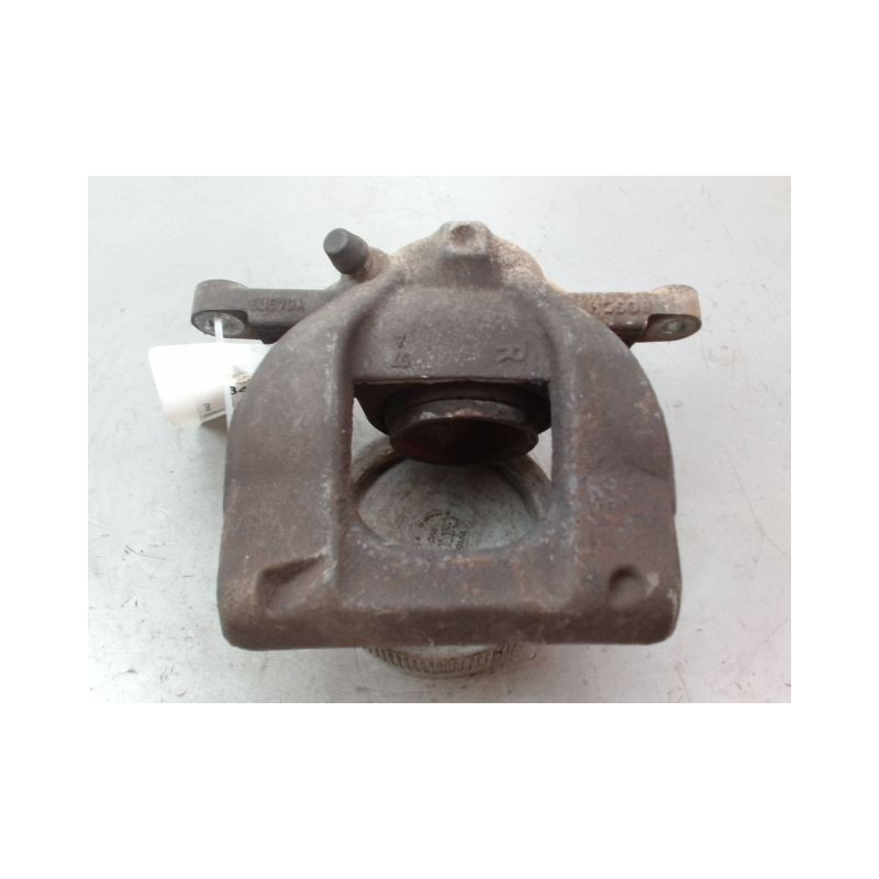 ETRIER DE FREIN AVANT DROIT TOYOTA AVENSIS BREAK III Phase 2 2012-...