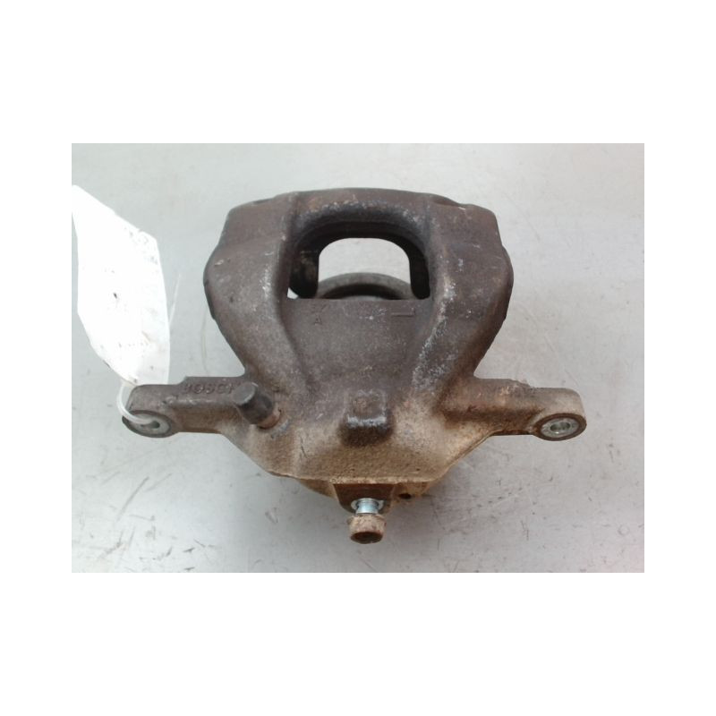 ETRIER DE FREIN AVANT GAUCHE TOYOTA AVENSIS BREAK III Phase 2 2012-...
