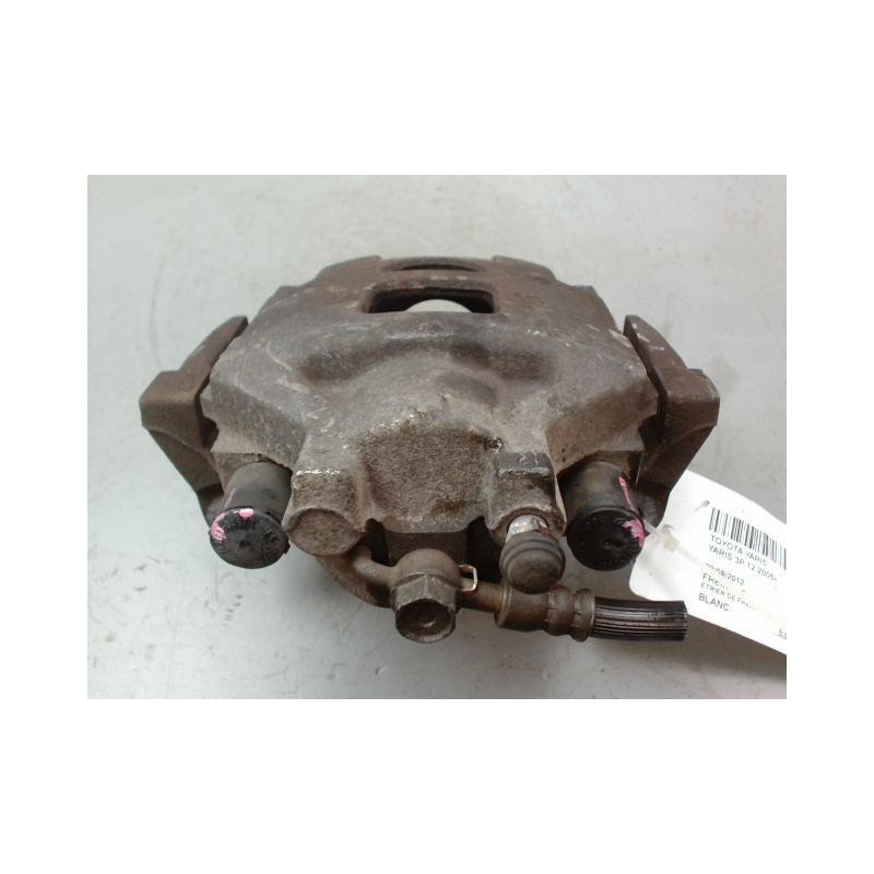 ETRIER DE FREIN AVANT DROIT TOYOTA YARIS 2005-