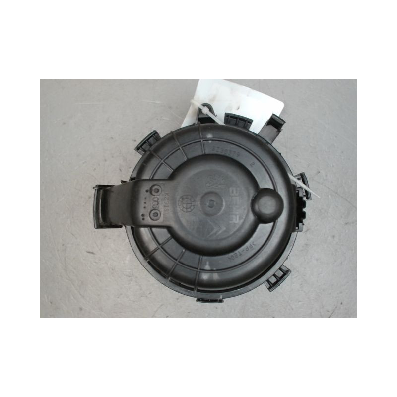 MOTEUR VENTILATEUR CHAUFFAGE CITROEN C5 2008-