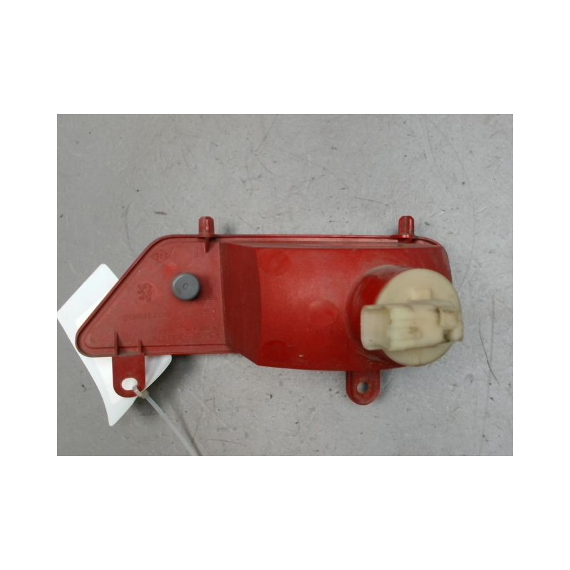 FEU BROUILLARD ARRIERE GAUCHE PEUGEOT 3008 2009-