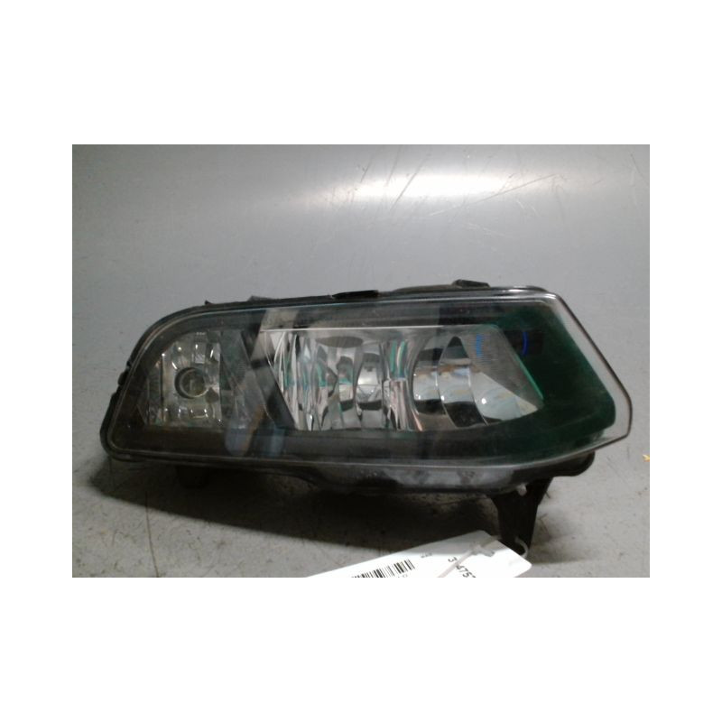 PHARE ANTIBROUILLARD AVANT DROIT VOLKSWAGEN POLO