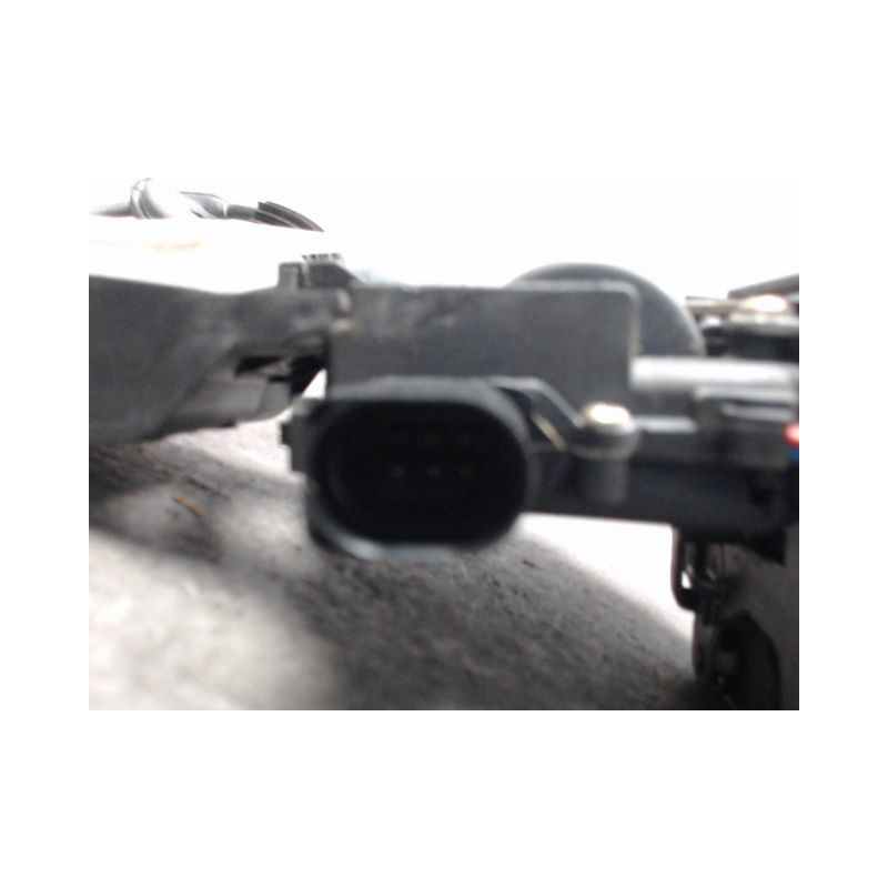 SYSTEME CONDAMNATION ARRIERE DROIT VOLKSWAGEN PASSAT 2000-2005