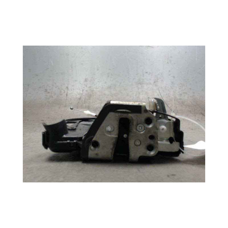 SYSTEME CONDAMNATION AVANT DROIT TOYOTA AURIS 2010-