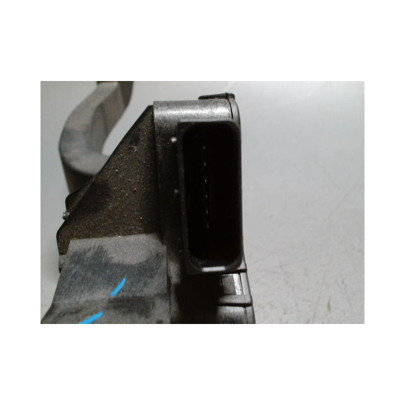 PEDALE ACCELERATEUR OPEL CORSA 06-09