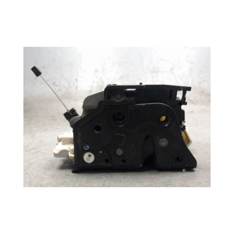 SYSTEME CONDAMNATION AVANT DROIT SEAT LEON 2005-