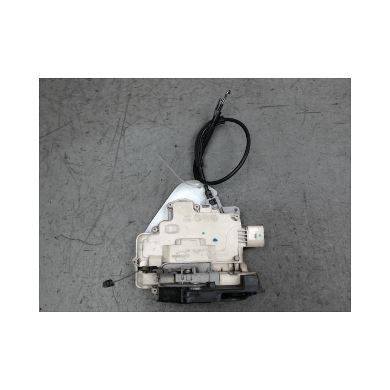 SYSTEME CONDAMNATION AVANT DROIT SEAT LEON 2005-