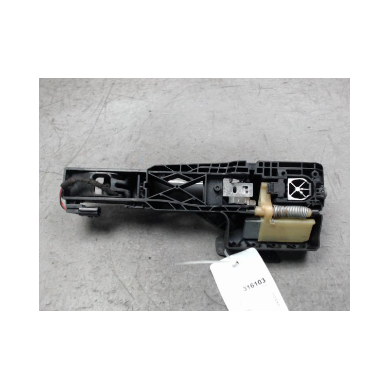 POIGNEE EXTERIEURE PORTE ARRIERE DROIT RENAULT MEGANE