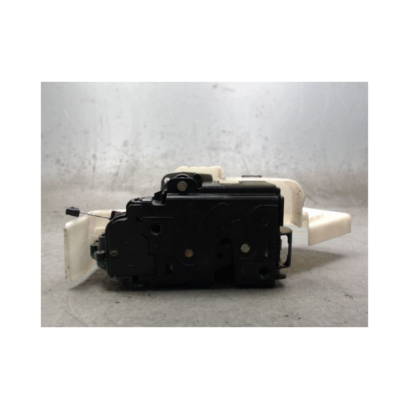 SYSTEME CONDAMNATION ARRIERE DROIT VOLKSWAGEN GOLF IV 98-2004