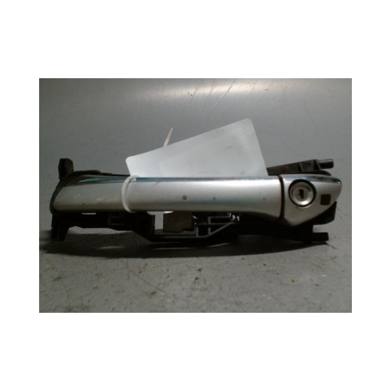 POIGNEE EXTERIEURE PORTE AVANT GAUCHE MERCEDES CLASSE C 2000-