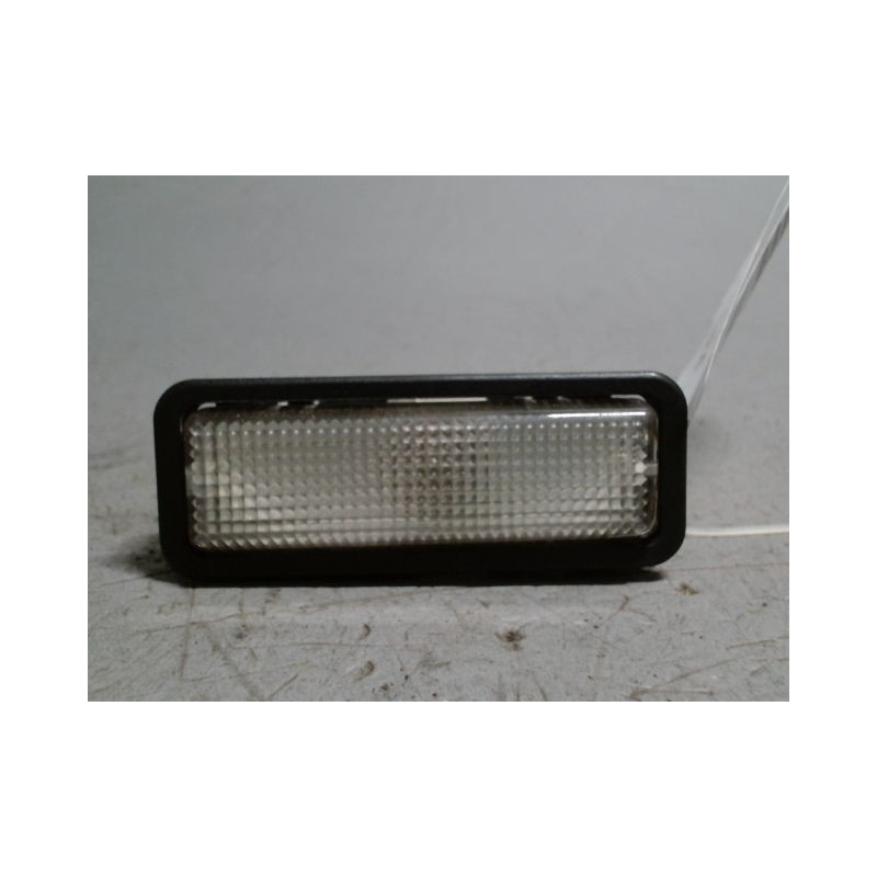 PLAFONNIER CITROEN SAXO 99-
