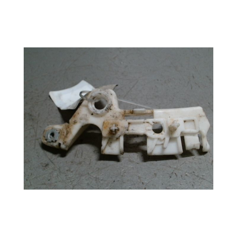 SUPPORT PARE-CHOC AVD RENAULT MEGANE