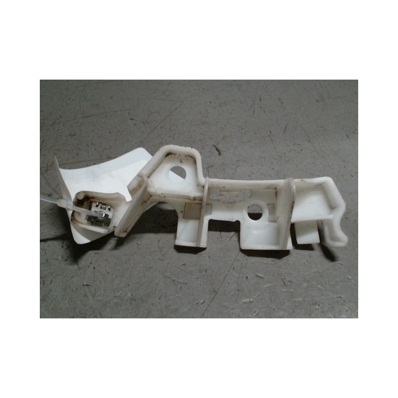 SUPPORT PARE-CHOC AVG RENAULT MEGANE