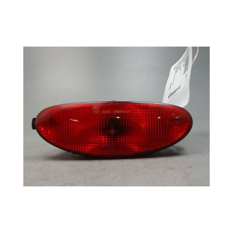 FEU BROUILLARD CENTRAL ARRIERE PEUGEOT 206 5P