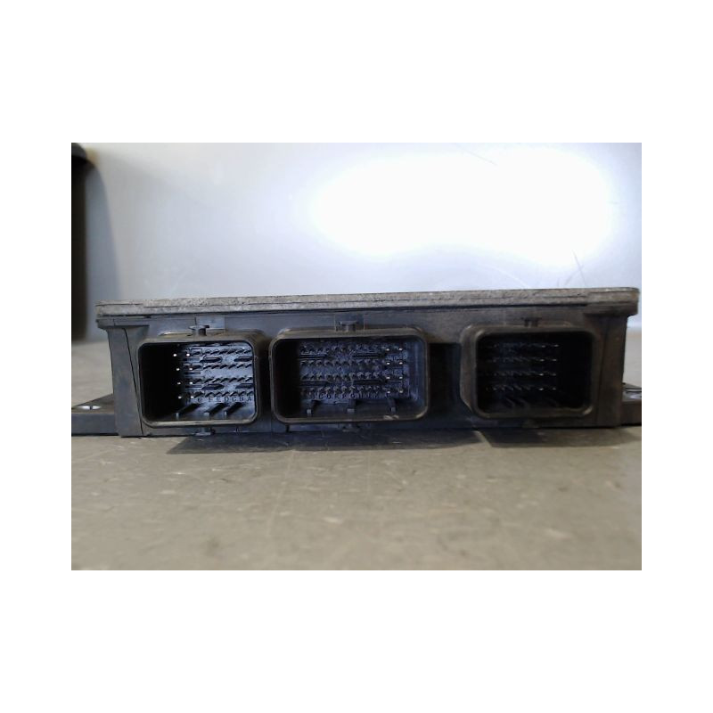 CALCULATEUR MOTEUR RENAULT CLIO II PH.2 01-06