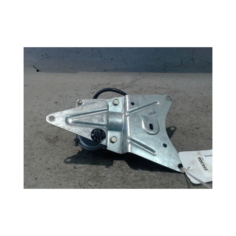 MOTEUR ESSUIE-GLACE ARRIERE RENAULT CLIO I PH.2 94-96