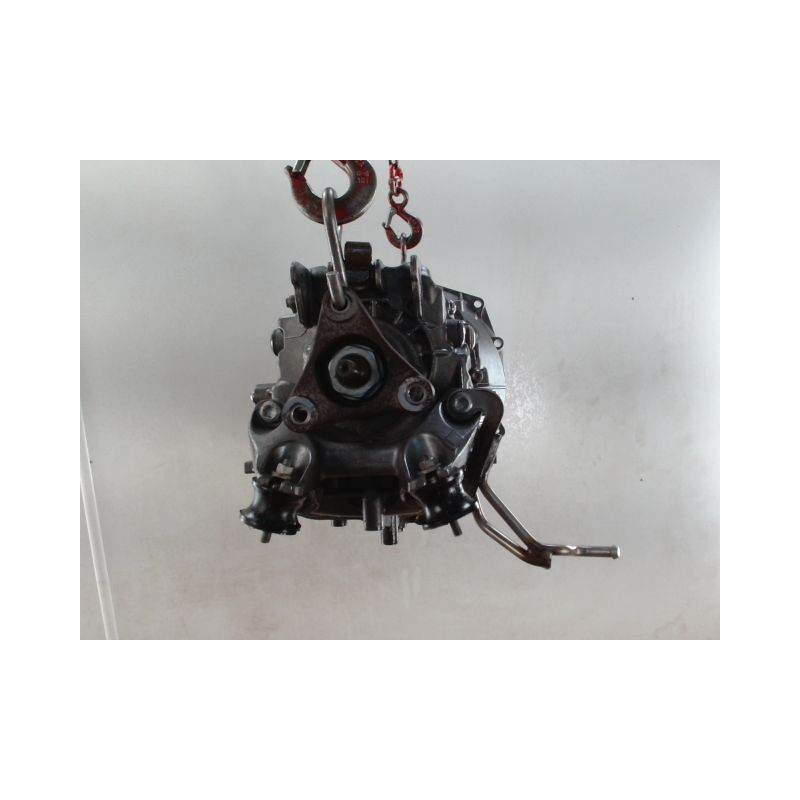 BOITE A VITESSE MECANIQUE B.M.W. SERIE 3 330 d