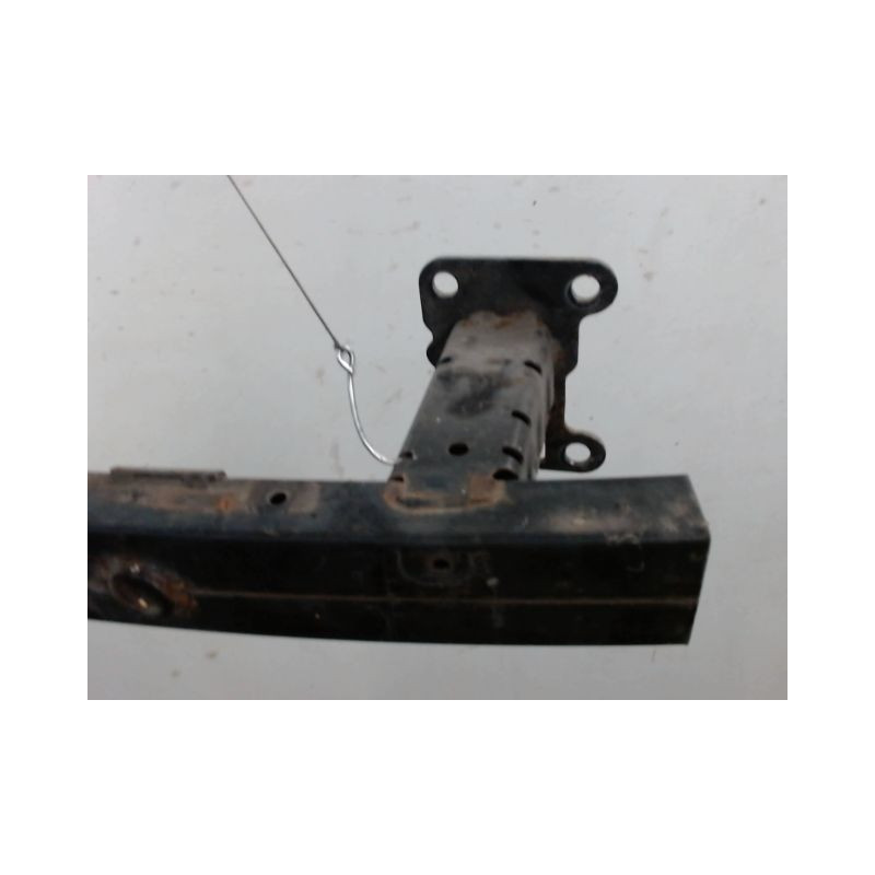 RENFORT PARE-CHOC AVANT NISSAN QASHQAI