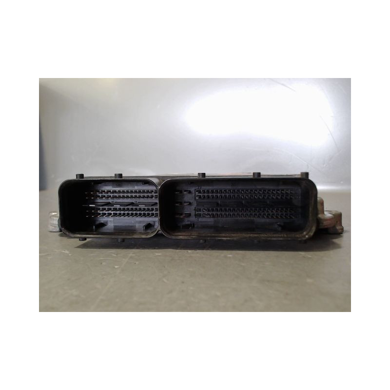 CALCULATEUR MOTEUR ALFA ROMEO 147