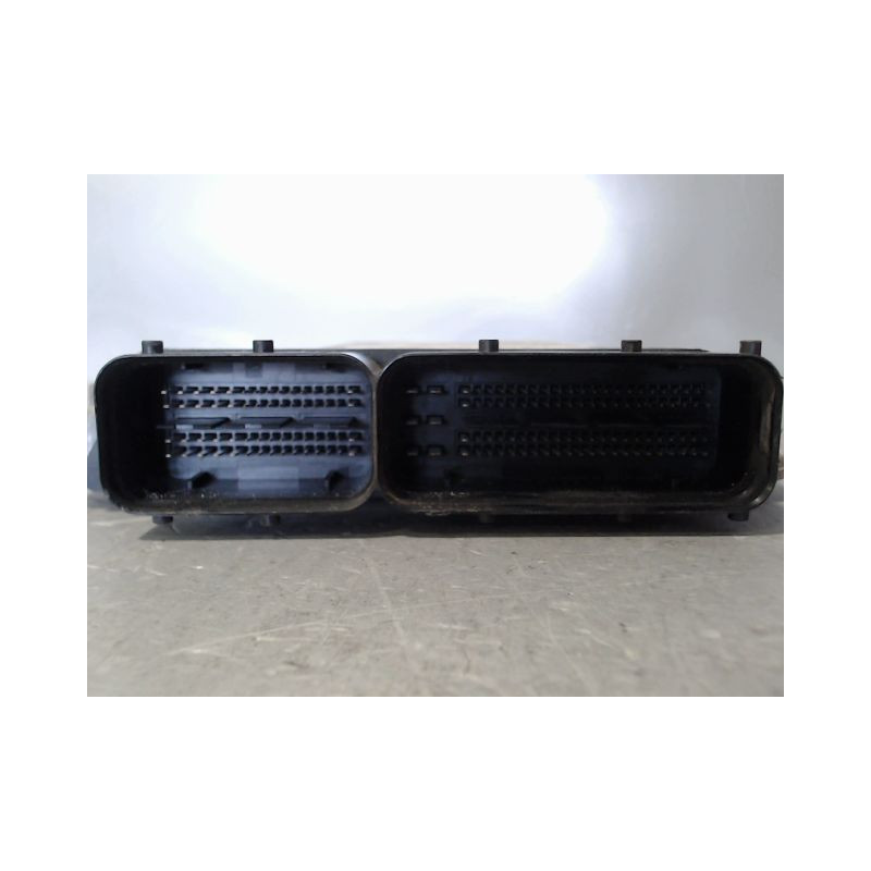 CALCULATEUR MOTEUR AUDI A3