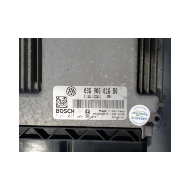 CALCULATEUR MOTEUR VOLKSWAGEN TOURAN