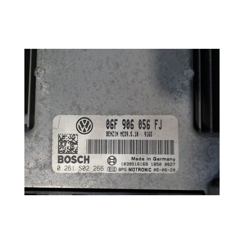 CALCULATEUR MOTEUR SEAT LEON