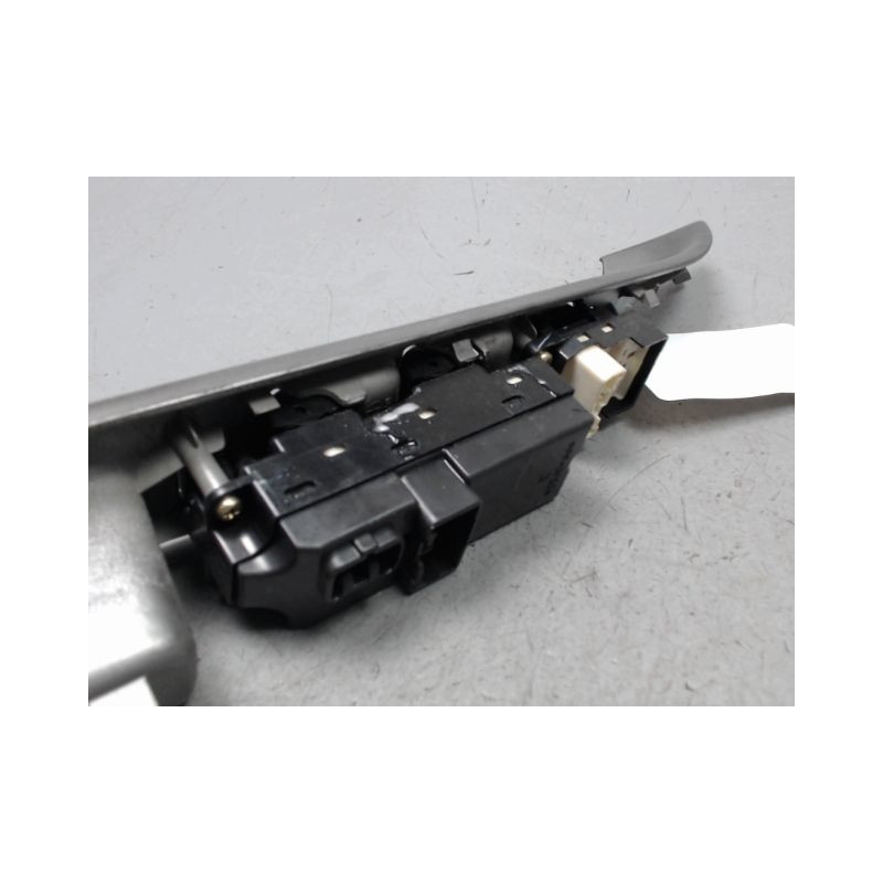 COMMANDE LEVE-GLACE PORTE AVG MAZDA MAZDA 6 BREAK