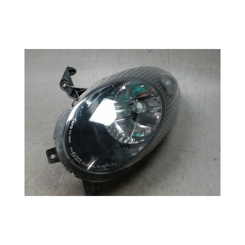 PHARE DROIT NISSAN MICRA 2003-2005
