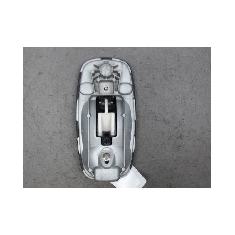 POIGNEE EXTERIEURE PORTE COULISSANTE DROIT RENAULT TRAFIC COMBI L1H1 1000KG 2001-