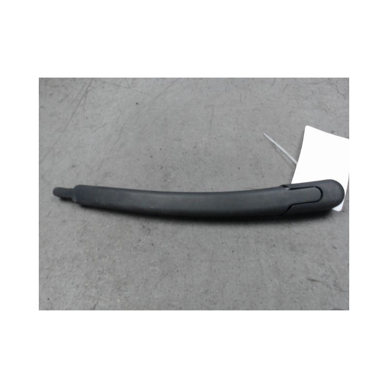 BRAS ESSUIE-GLACE ARRIERE FORD FIESTA
