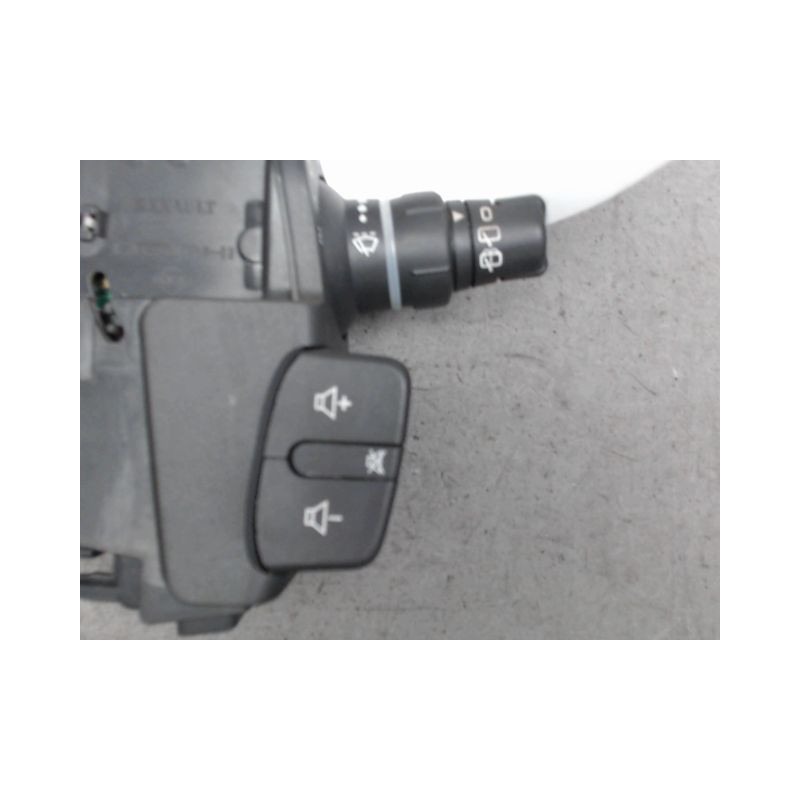 COMMANDE ESSUIE GLACE RENAULT CLIO III 2009-