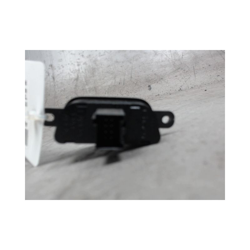 BOUTON DE WARNING ALFA ROMEO MITO