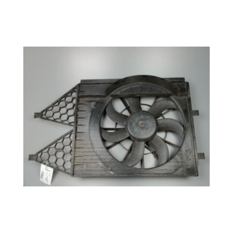 SUPPORT DE VENTILATEUR VOLKSWAGEN POLO