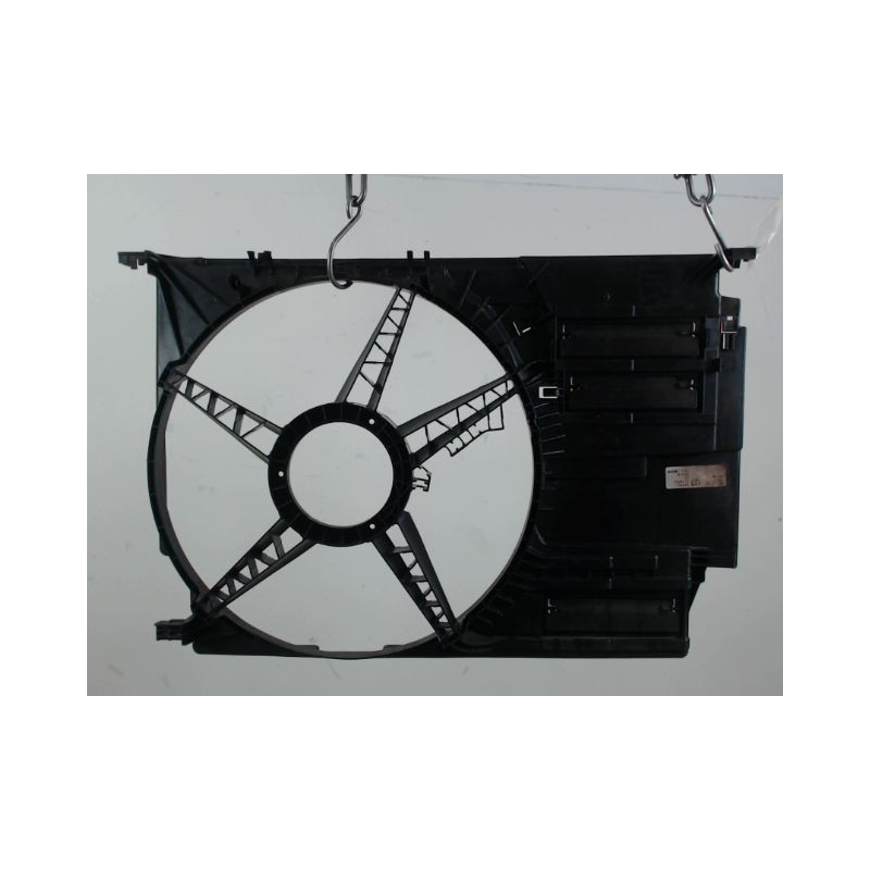 SUPPORT DE VENTILATEUR B.M.W. SERIE 2