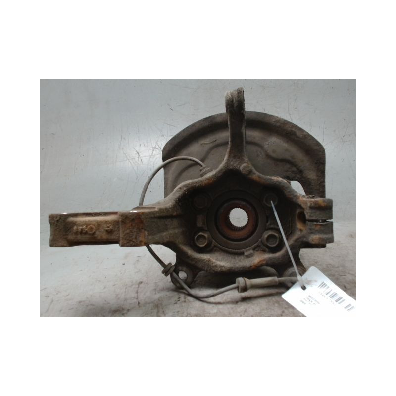 PIVOT AVANT DROIT NISSAN X-TRAIL