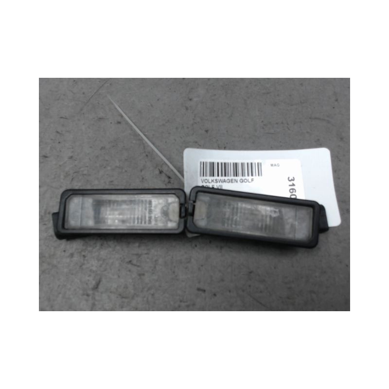 ECLAIREUR PLAQUE DE POLICE VOLKSWAGEN GOLF VII
