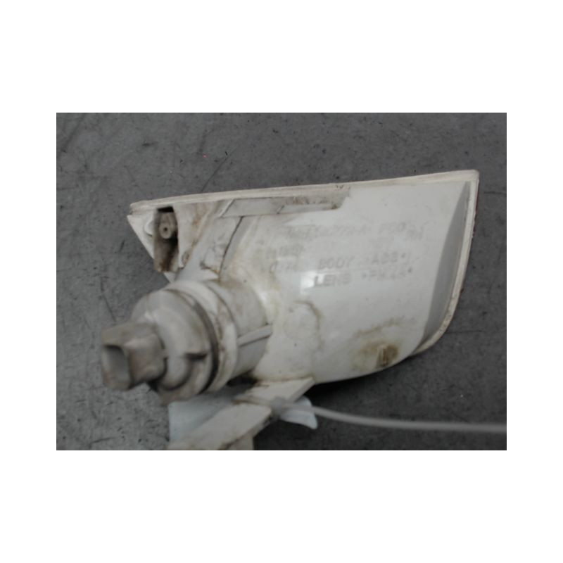 FEU RECUL DROIT FORD FOCUS 98-04