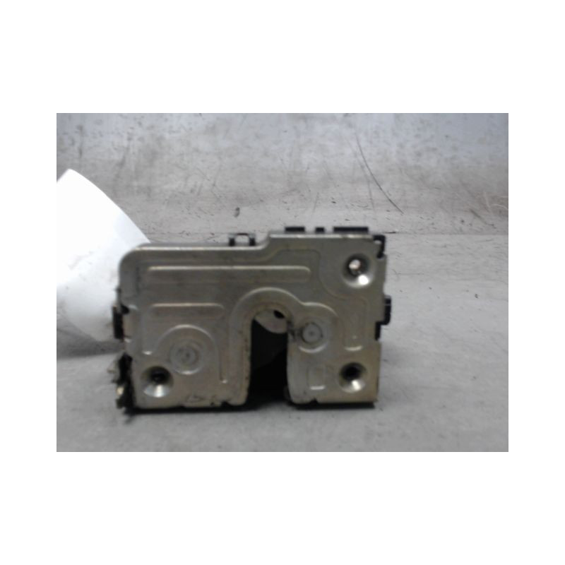 SYSTEME CONDAMNATION ARRIERE DROIT DACIA LOGAN 4 P 05-08
